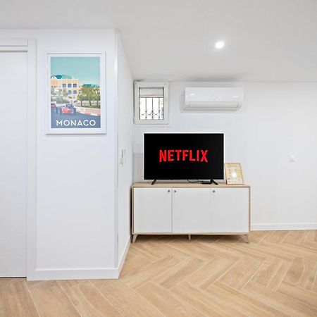 La Perle Apartment Menton Bagian luar foto
