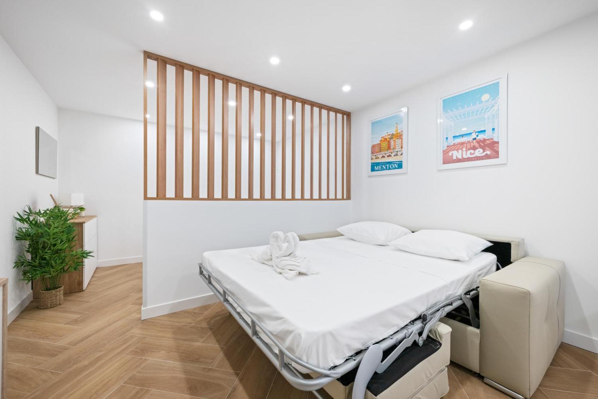La Perle Apartment Menton Bagian luar foto