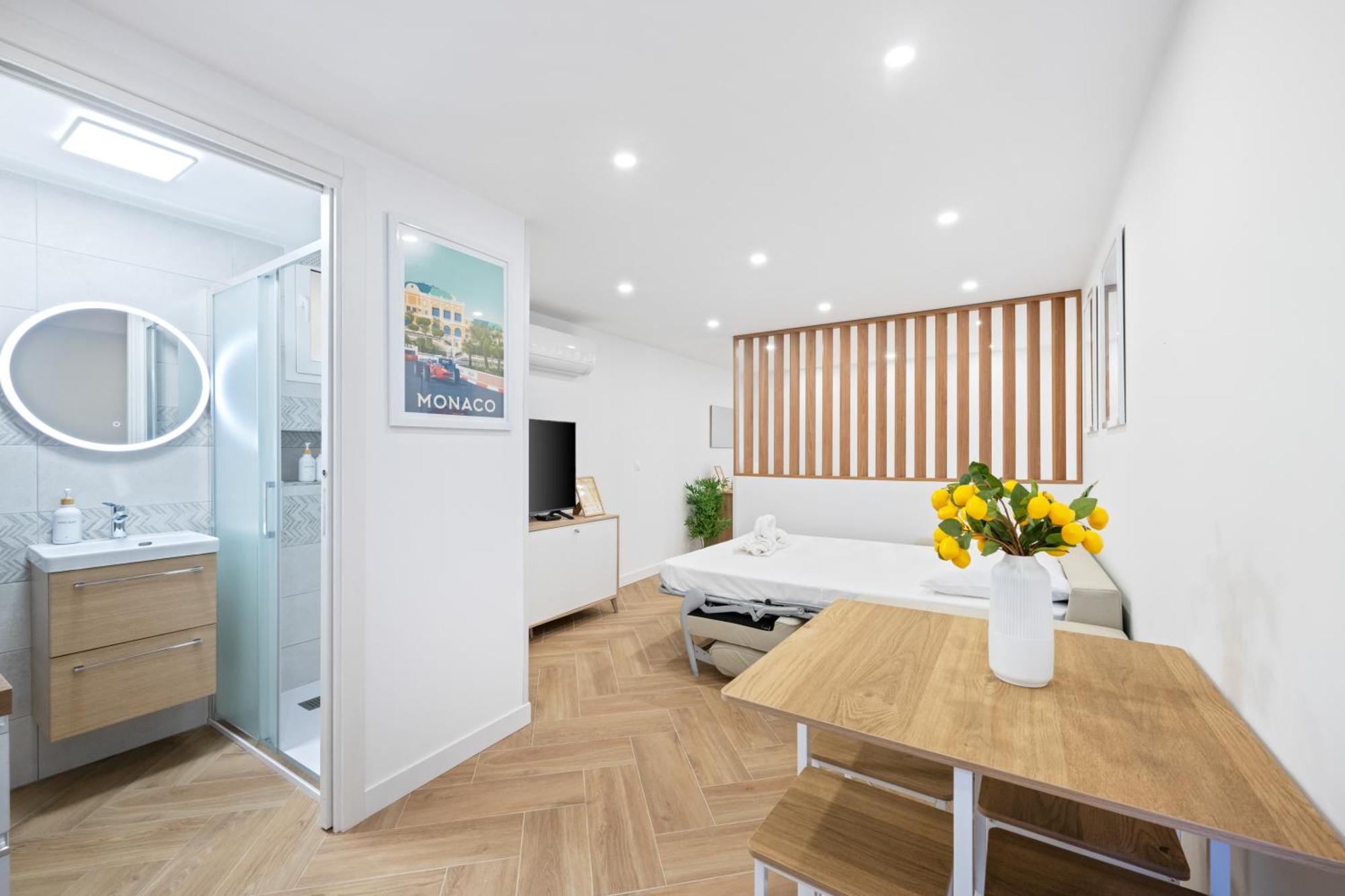 La Perle Apartment Menton Bagian luar foto