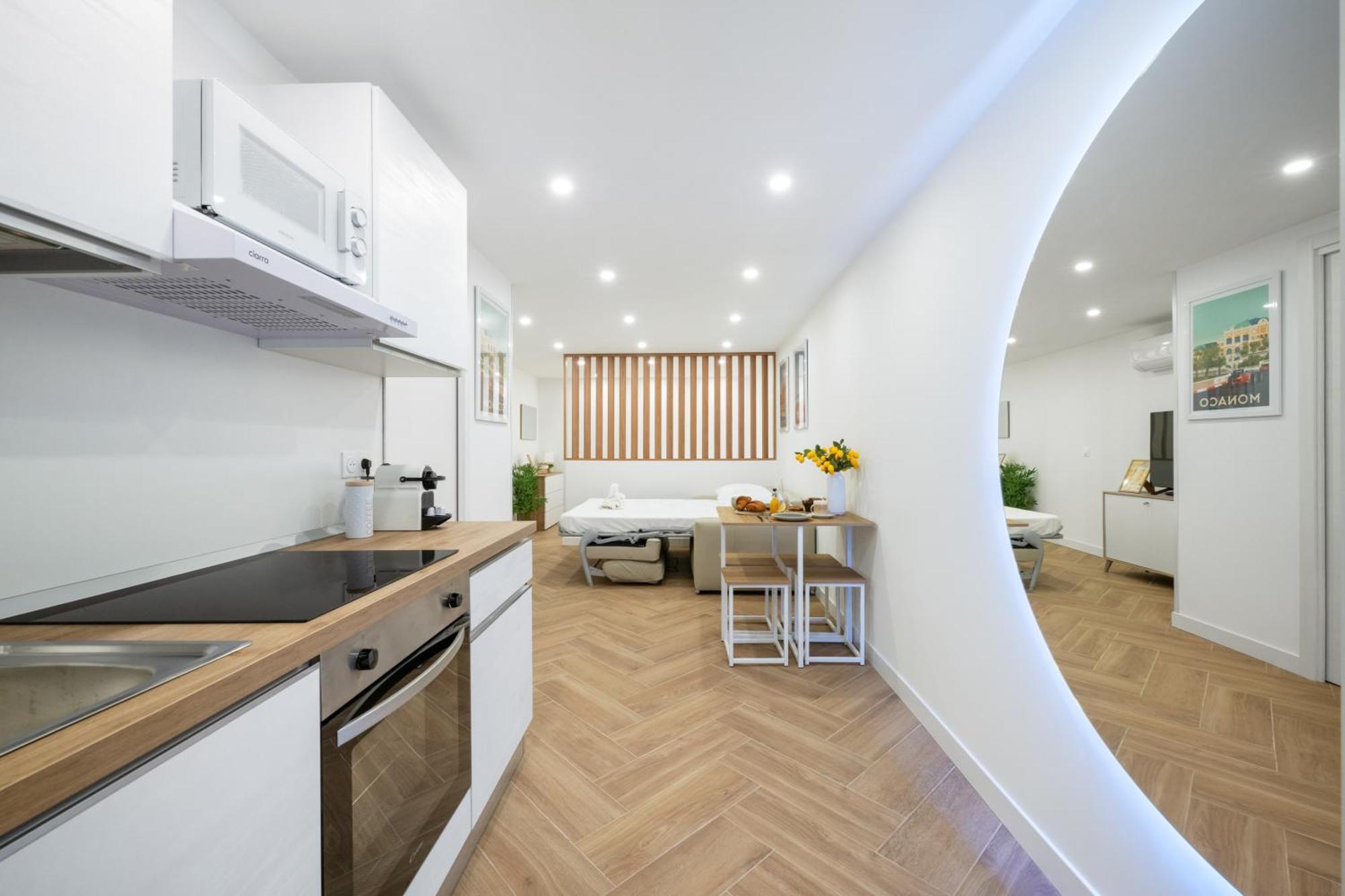 La Perle Apartment Menton Bagian luar foto