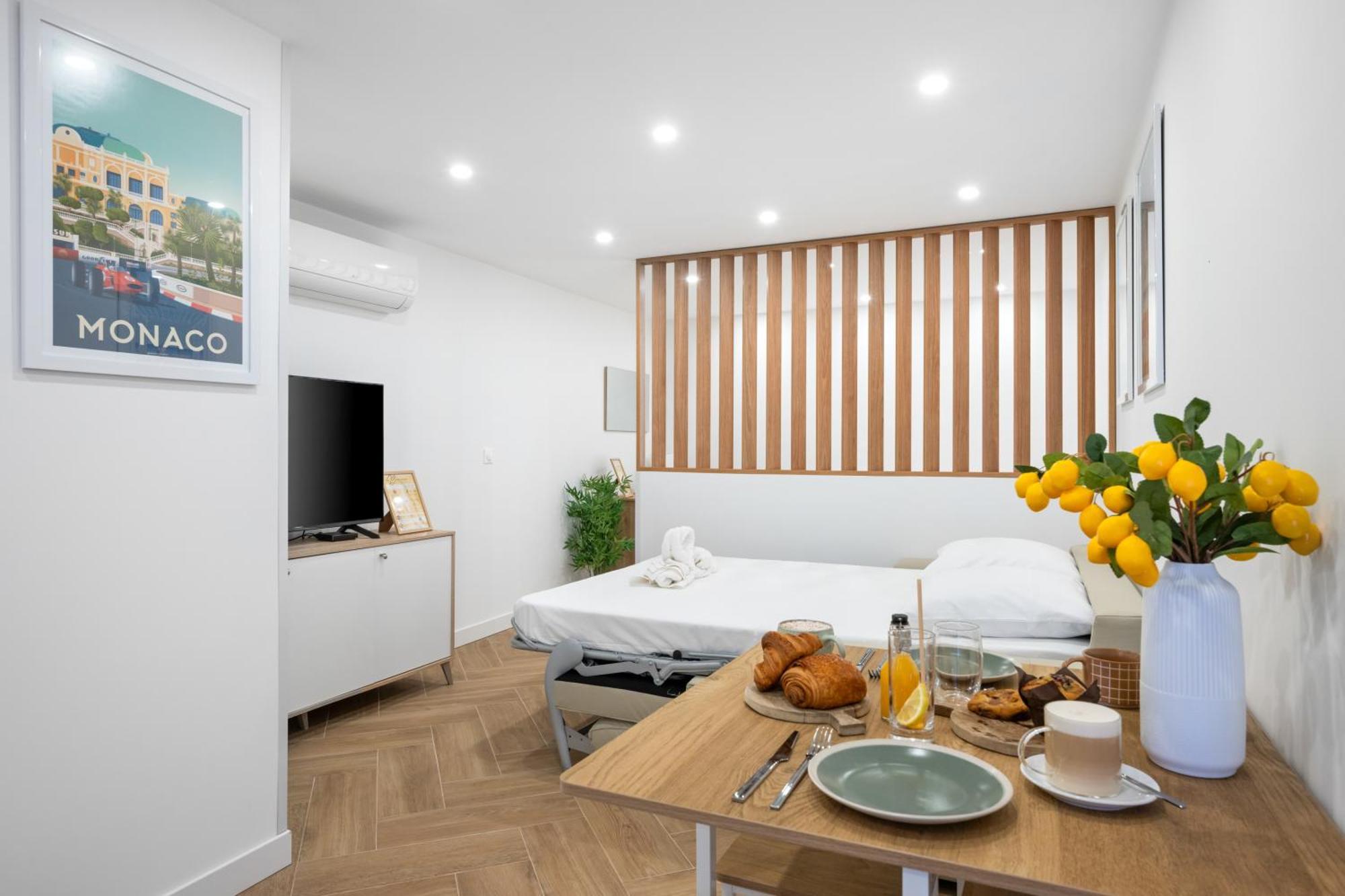 La Perle Apartment Menton Bagian luar foto